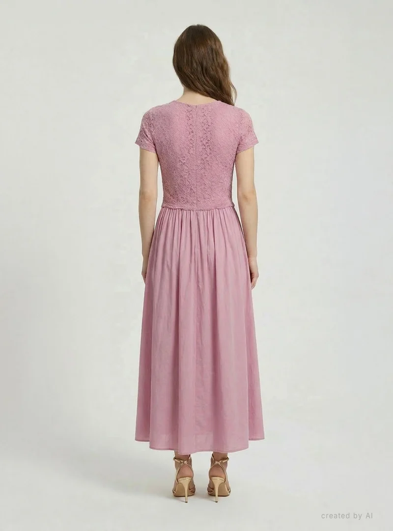 Vestito lungo con pizzo