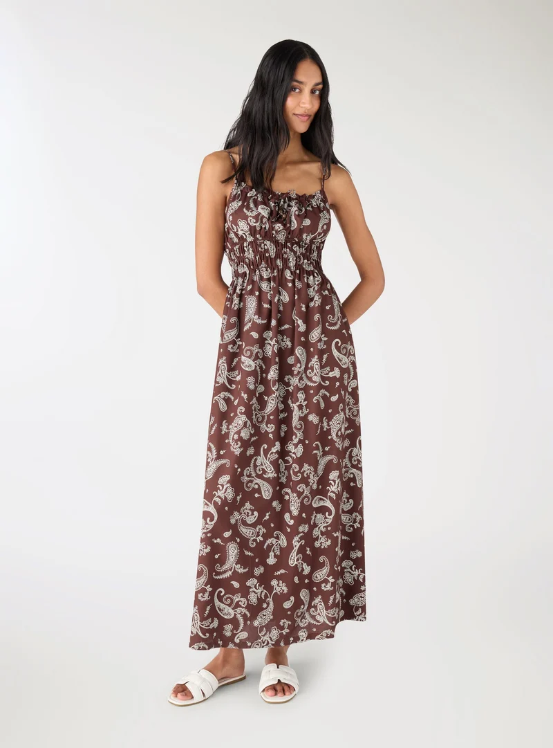 Vestito con spalline sottili e balze stampa cachemire