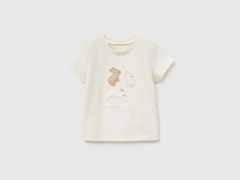 T-shirt con applicazione in cotone bio