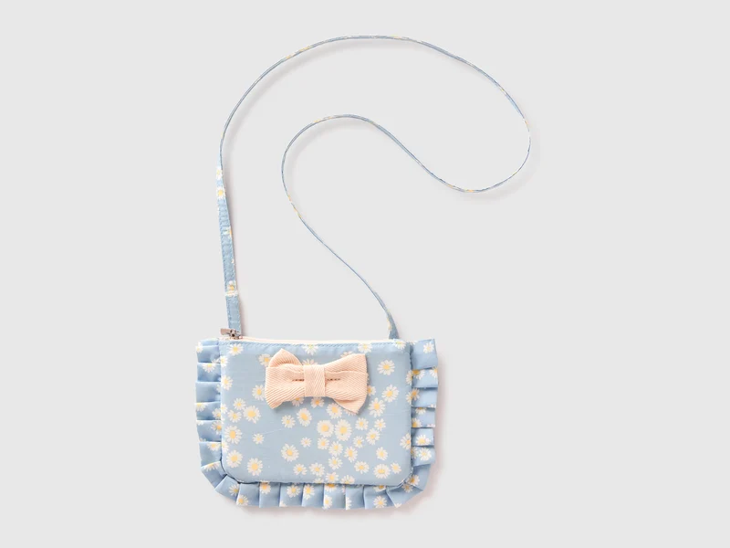 Borsa con rouches e fiocco