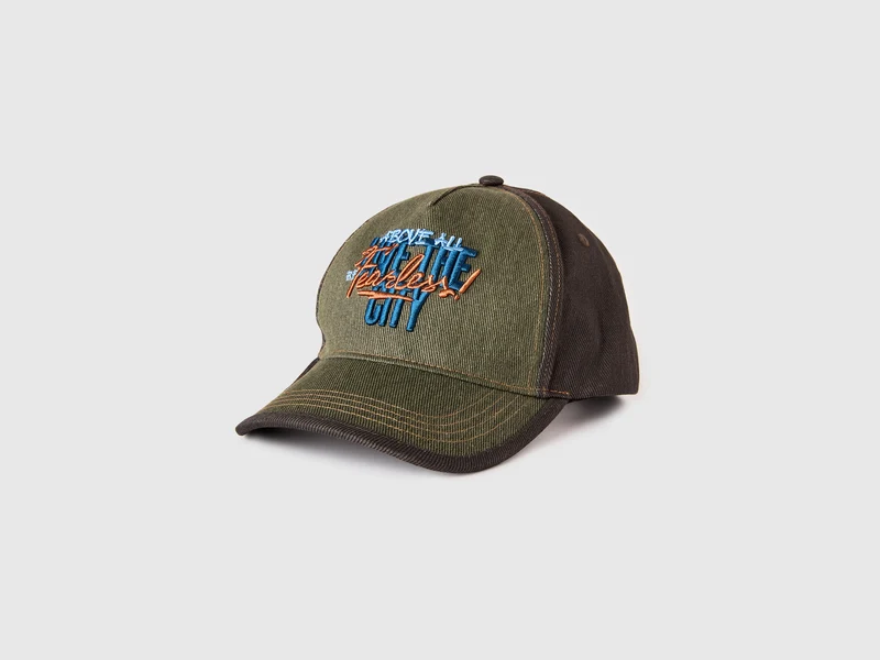 Cappello baseball di jeans con slogan