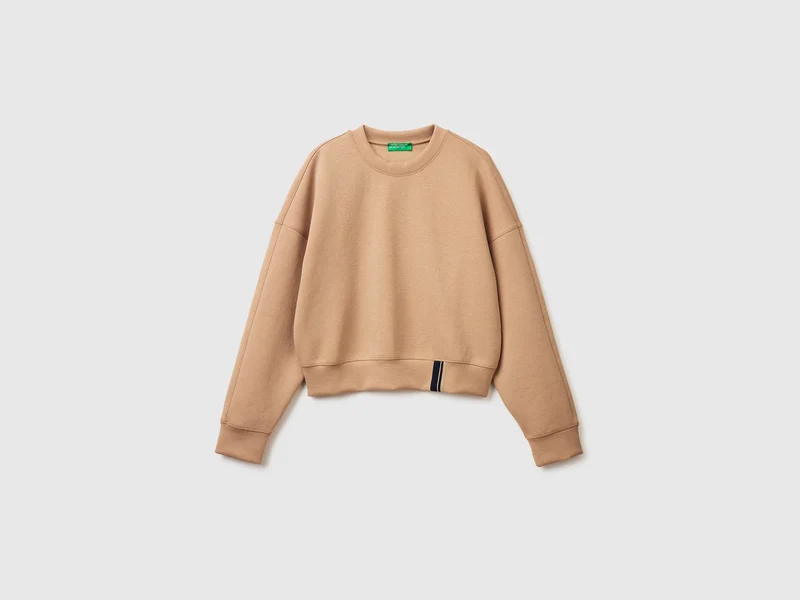 Felpa boxy fit con stemma dietro
