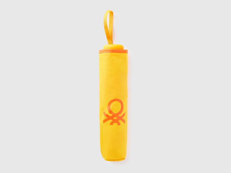 Ombrello giallo
