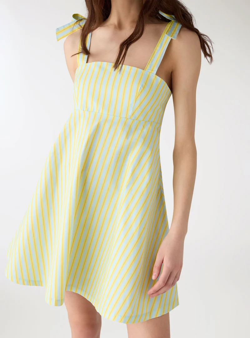 Vestito a righe con spalline annodate TRNPOPLAB