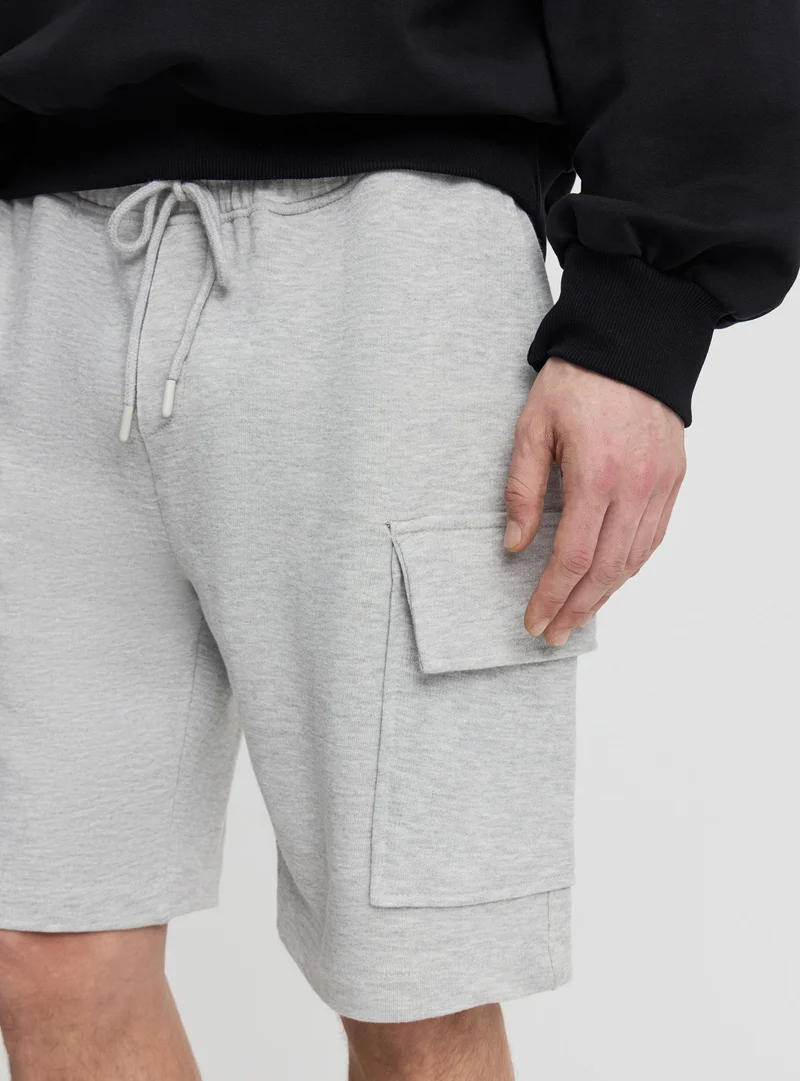 Bermuda con tasche cargo