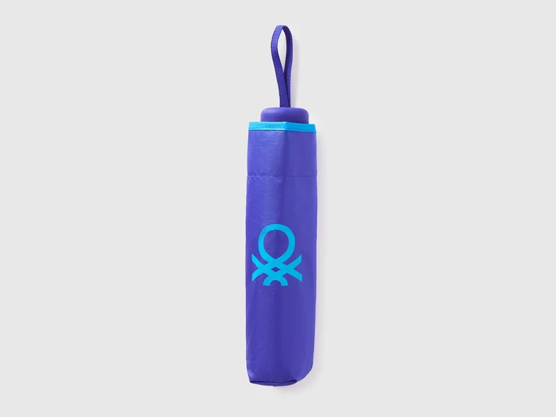 Ombrello blu