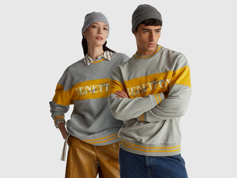 Felpa color block Stranger Things