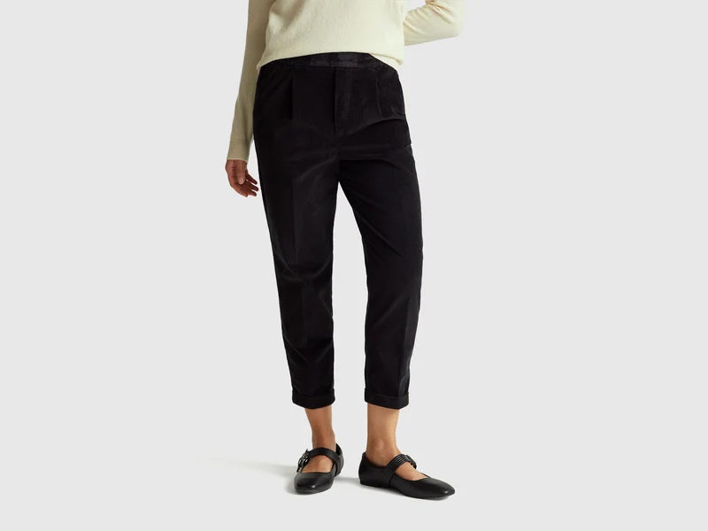 Chino in velluto con vita elasticizzata