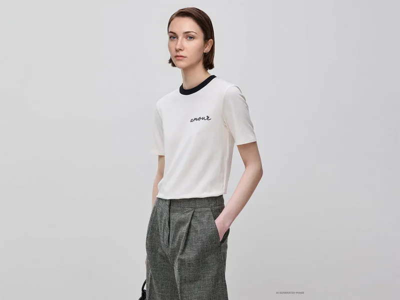 T-shirt con ricamo "amour"