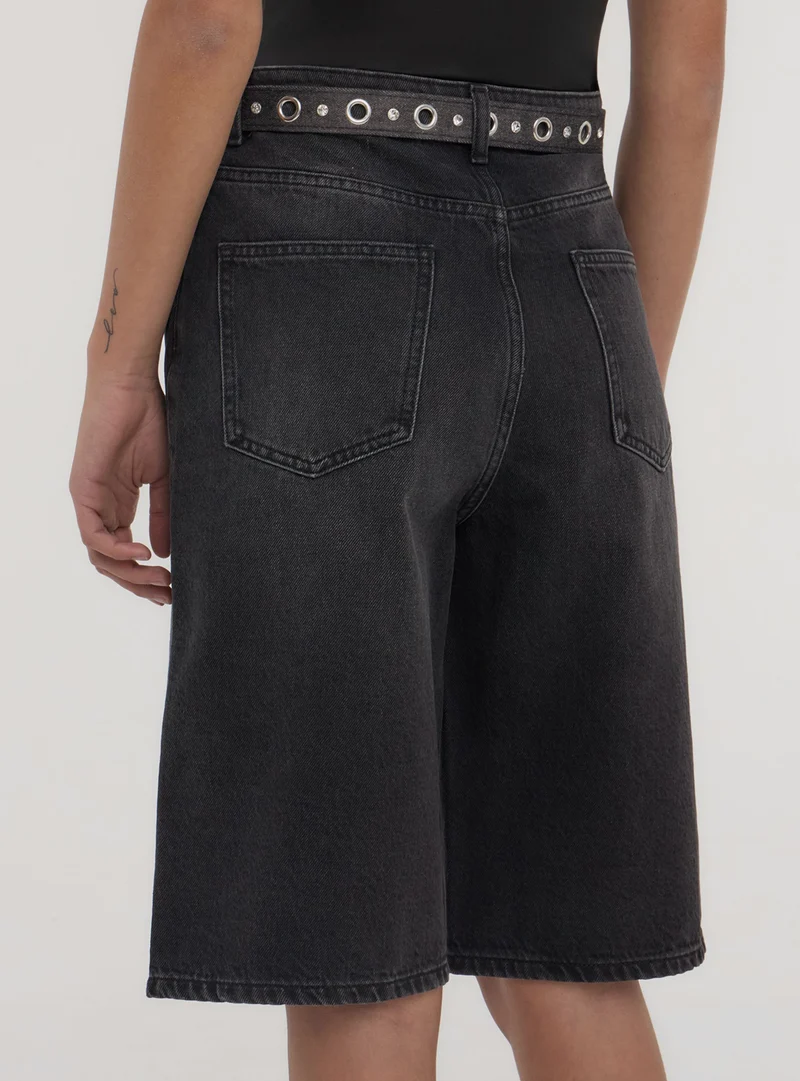 Jorts in denim scuri