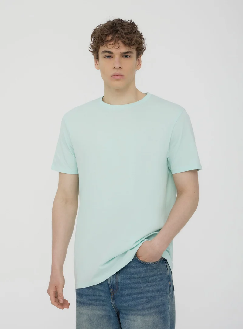 T-shirt tinta unita basica