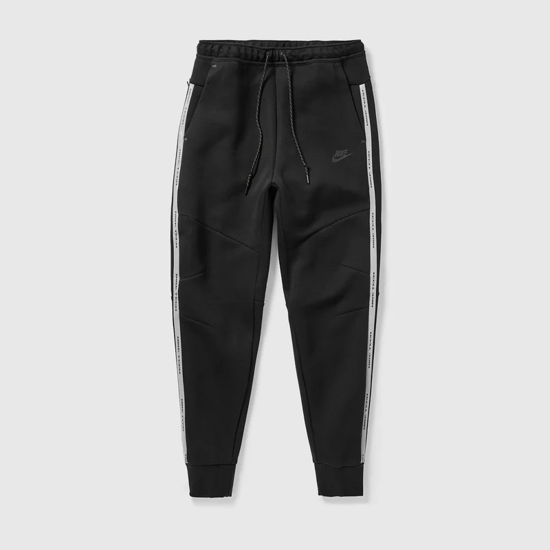 Nike Pantaloni jogger in fleece con dettagli dal design rifr