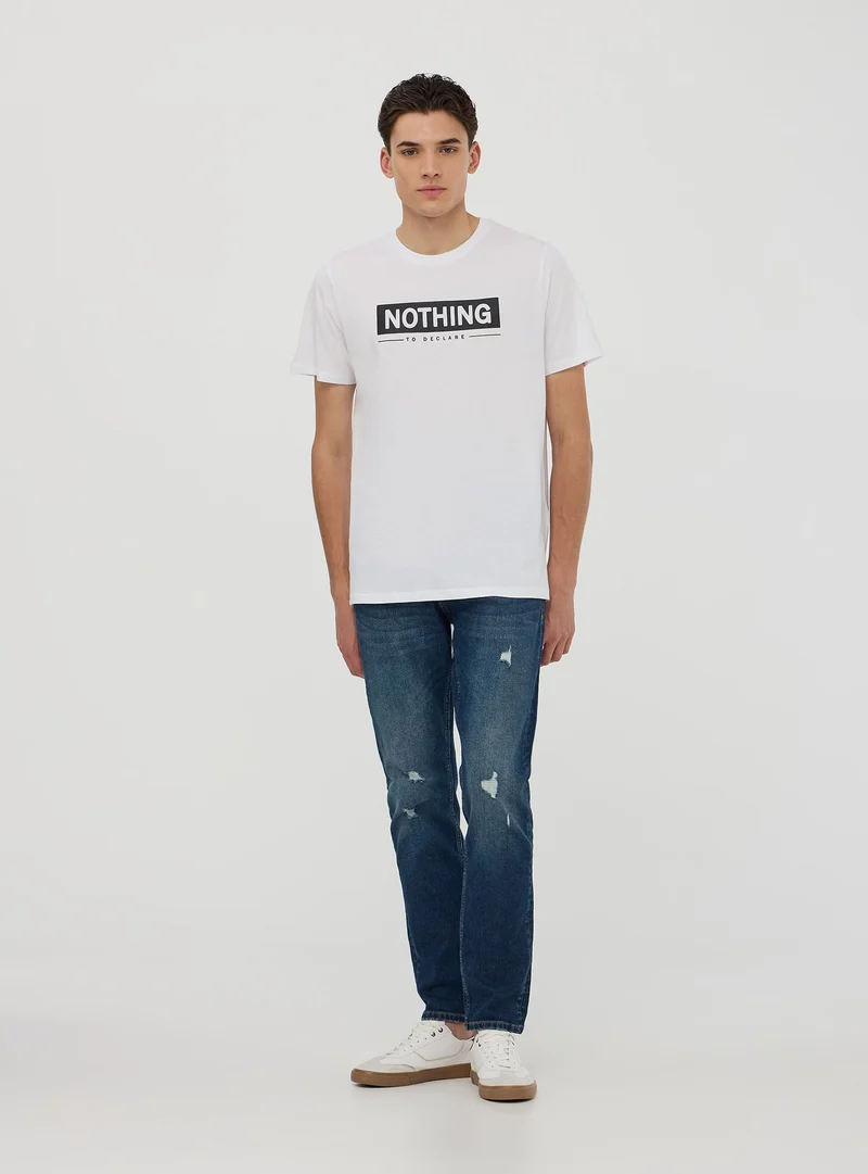 T-shirt con scritta frontale