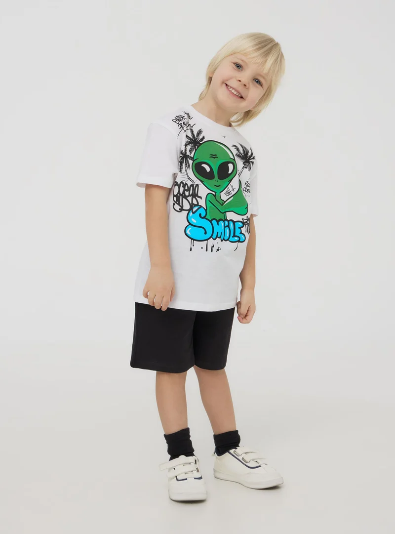 T-shirt con stampa alieno