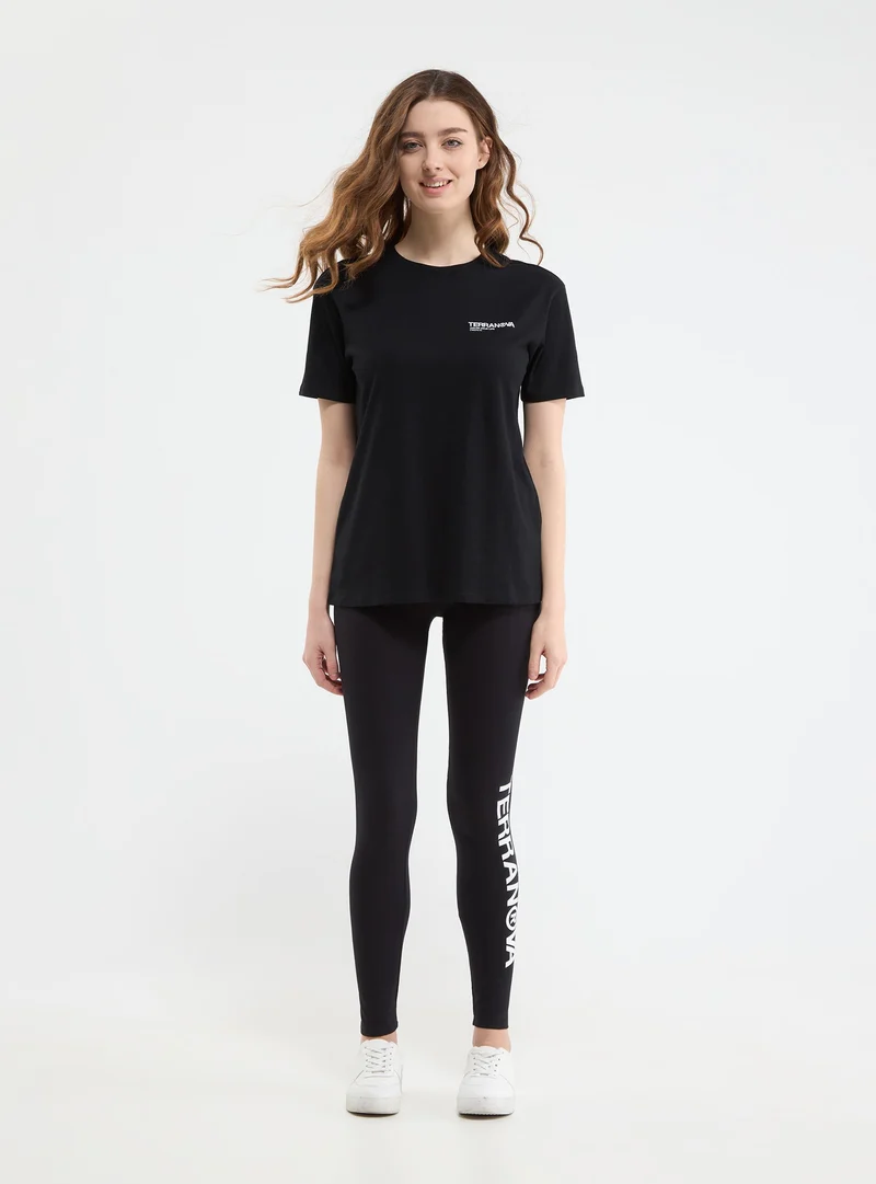 T-shirt con scritta logo