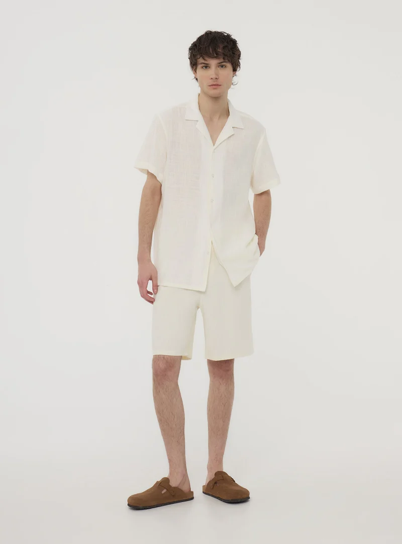 Pantaloncini con vita elasticizzata