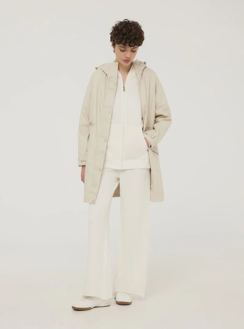 Cappotto effetto cerato con cappuccio