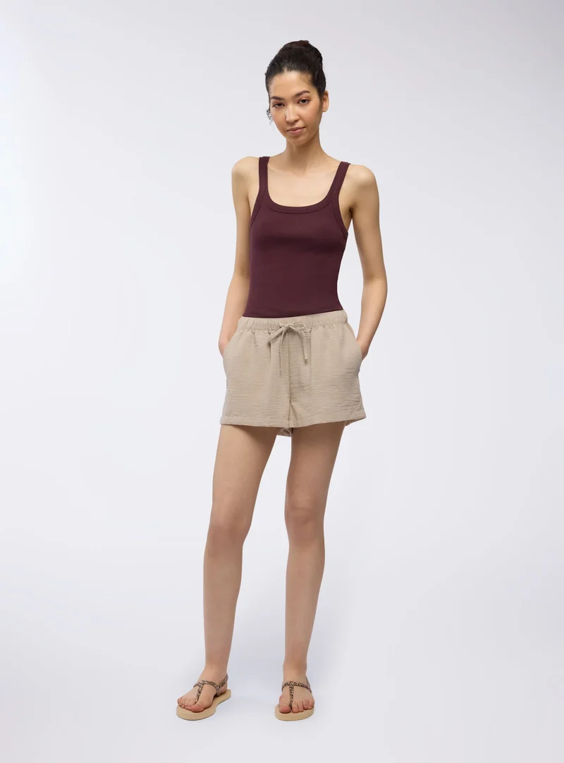 Shorts tessuto leggero con coulisse