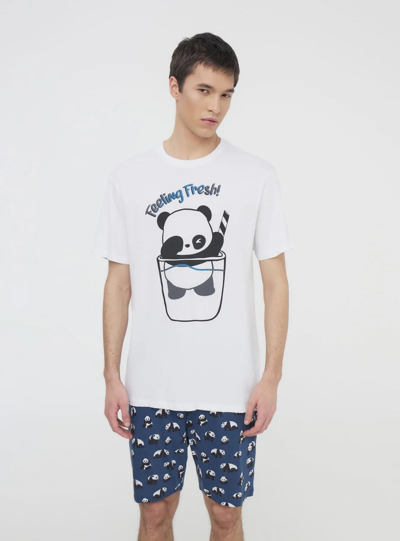 Set pigiama t-shirt e bermuda con panda