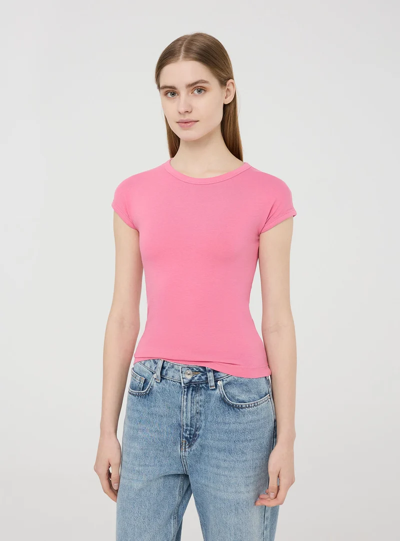 T-shirt maniche ad aletta tinta unita