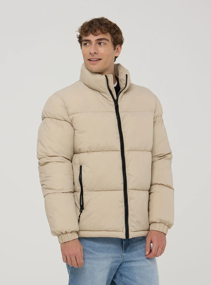 Giacca invernale imbottita puffy senza cappuccio