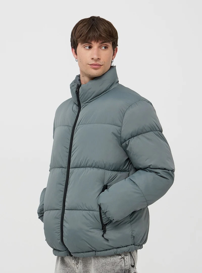 Giacca invernale imbottita puffy senza cappuccio