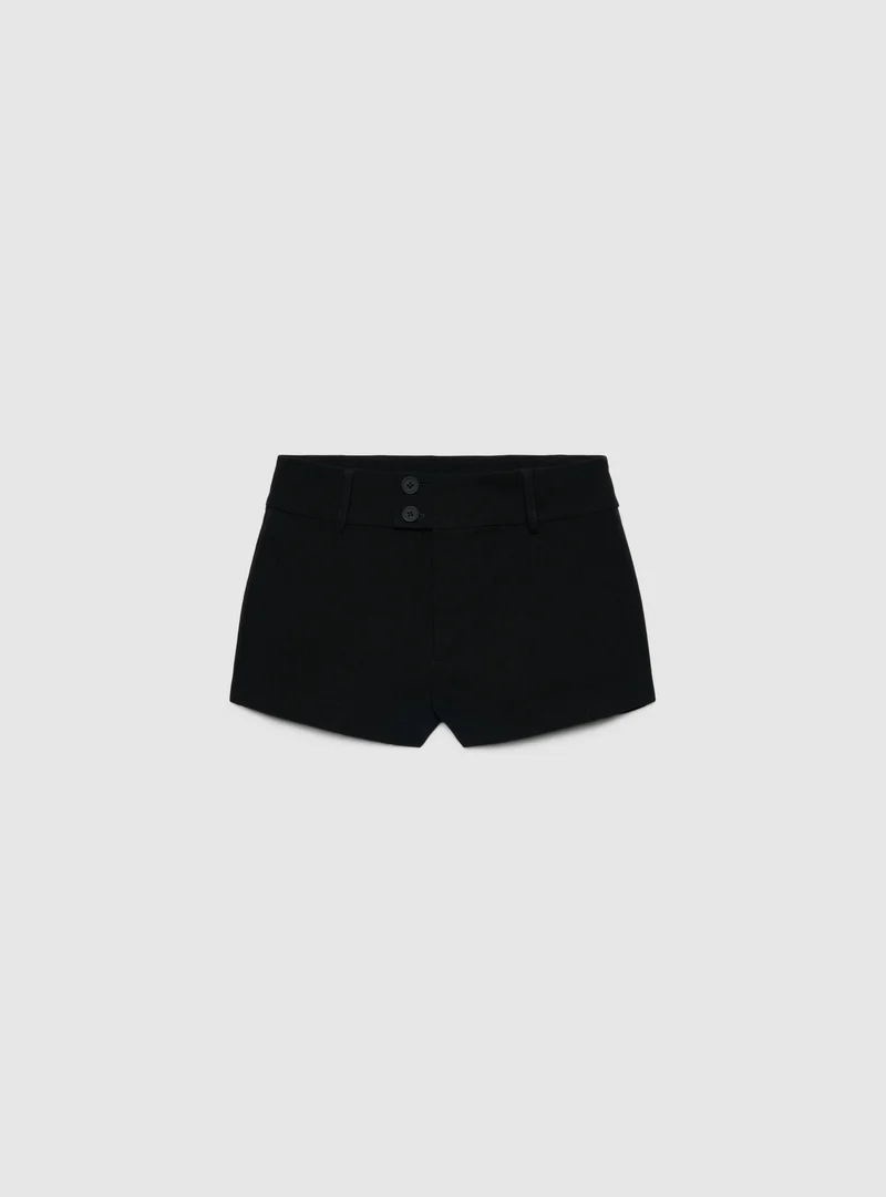 Shorts hot pants a tinta unita con doppio bottone