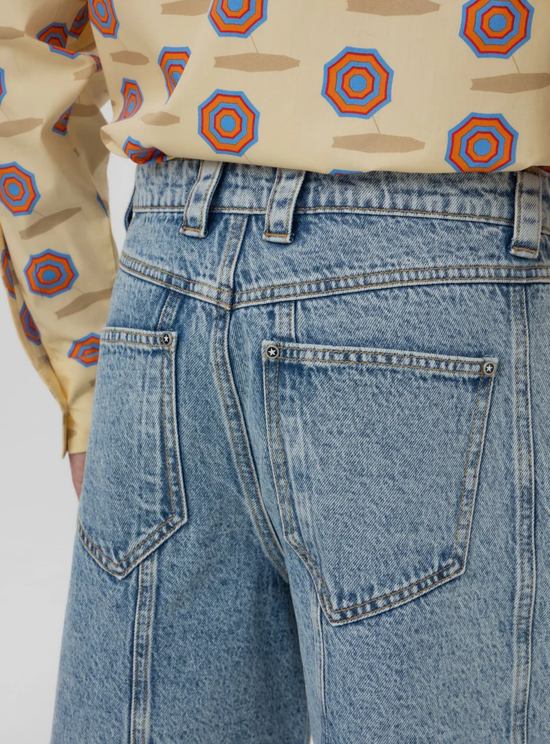 Bermuda di jeans con cuciture verticali TRNPOPLAB