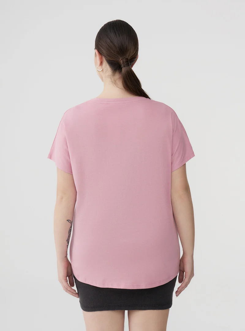T-shirt tinta unita ampia