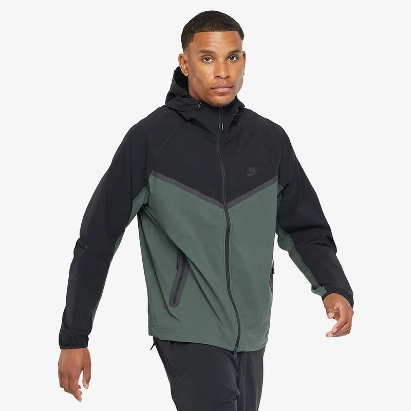 Nike Giacca in tessuto – Uomo Tech